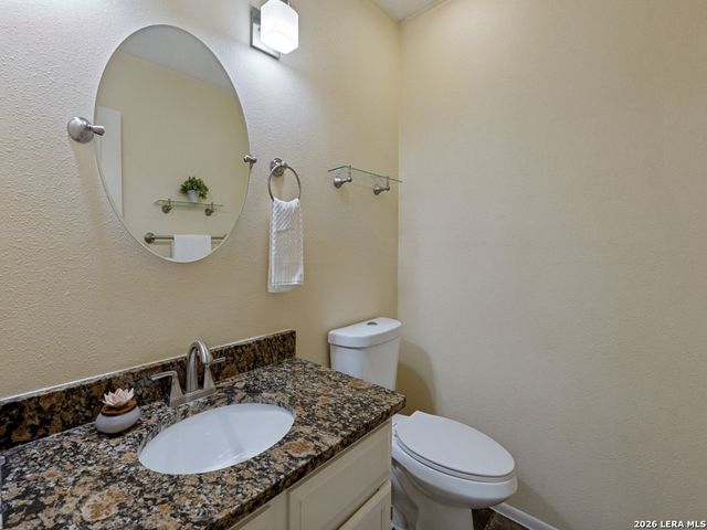 5718 LARKDALE DR, San Antonio, TX 78233