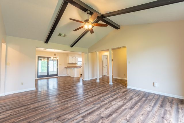 145 Kent Haven Drive, Somerset, KY 42503