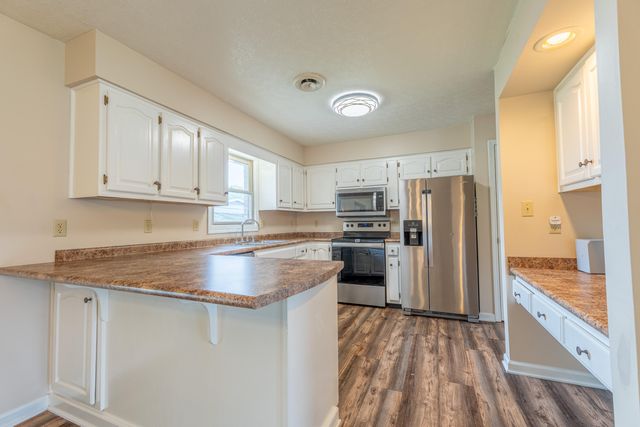 145 Kent Haven Drive, Somerset, KY 42503