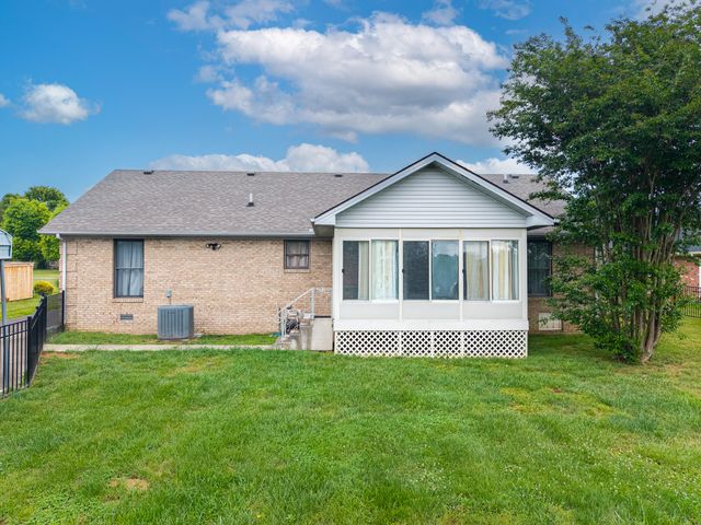 145 Kent Haven Drive, Somerset, KY 42503