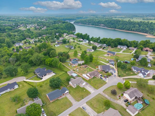 145 Kent Haven Drive, Somerset, KY 42503