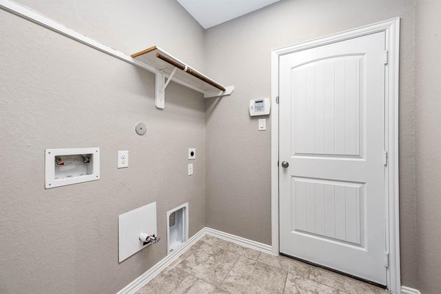 3050 Coreopsis Court, Dickinson, TX 77539