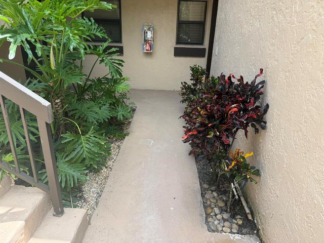 2671 Carambola Circle N 1755, Coconut Creek, FL 33066
