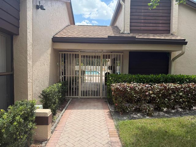 2671 Carambola Circle N 1755, Coconut Creek, FL 33066