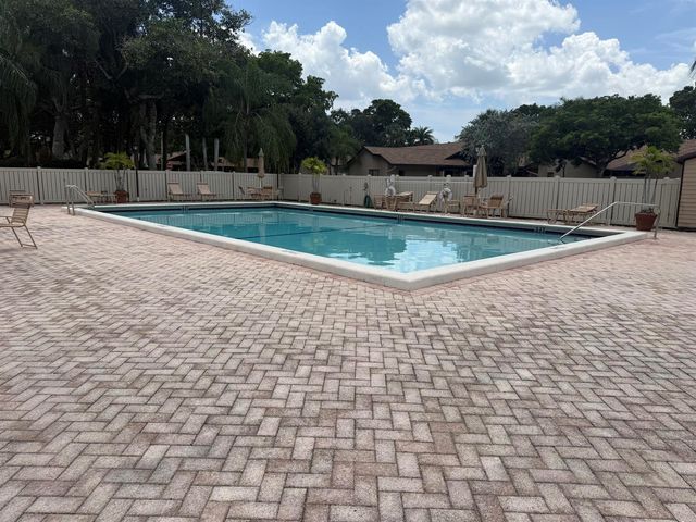 2671 Carambola Circle N 1755, Coconut Creek, FL 33066