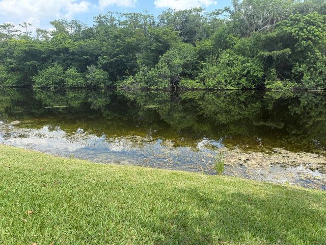 2671 Carambola Circle N 1755, Coconut Creek, FL 33066