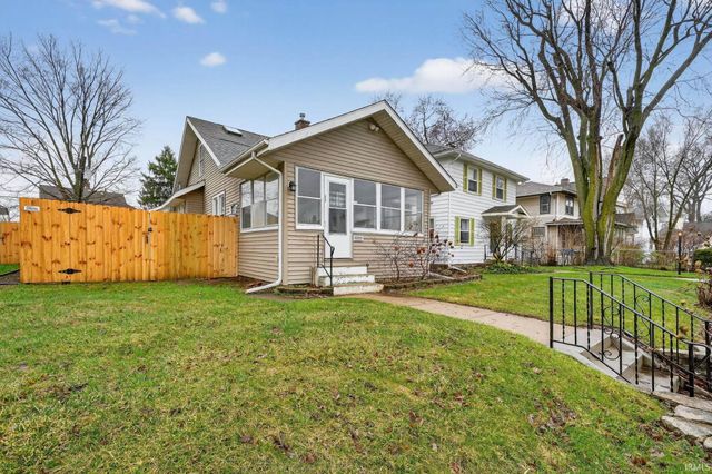 228 Tonti Street, South Bend, IN 46617