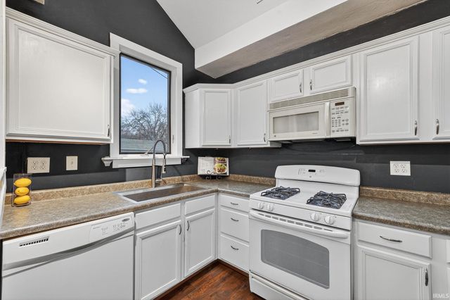 228 Tonti Street, South Bend, IN 46617