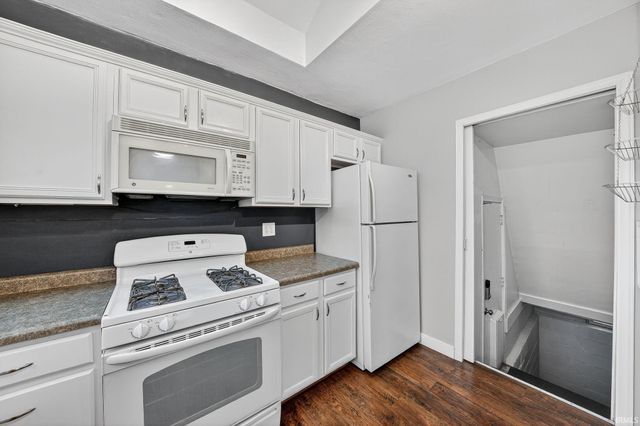 228 Tonti Street, South Bend, IN 46617