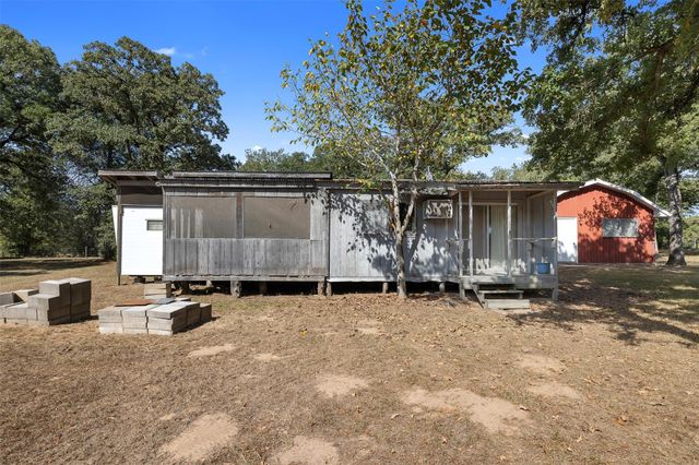 179 Stiewert Ln, Paige, TX 78659