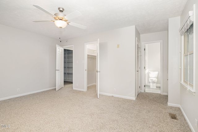 2425 Torcross Drive, Fayetteville, NC 28304