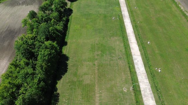 363 Le Belle Maison Drive, Raceland, LA 70301