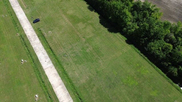 363 Le Belle Maison Drive, Raceland, LA 70301