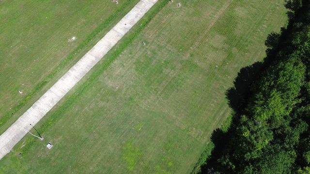 363 Le Belle Maison Drive, Raceland, LA 70301