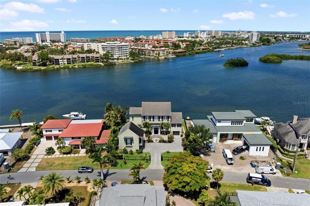 6438 HOLLYWOOD BOULEVARD, Sarasota, FL 34231