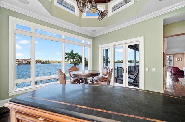 6438 HOLLYWOOD BOULEVARD, Sarasota, FL 34231