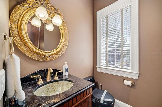 6438 HOLLYWOOD BOULEVARD, Sarasota, FL 34231