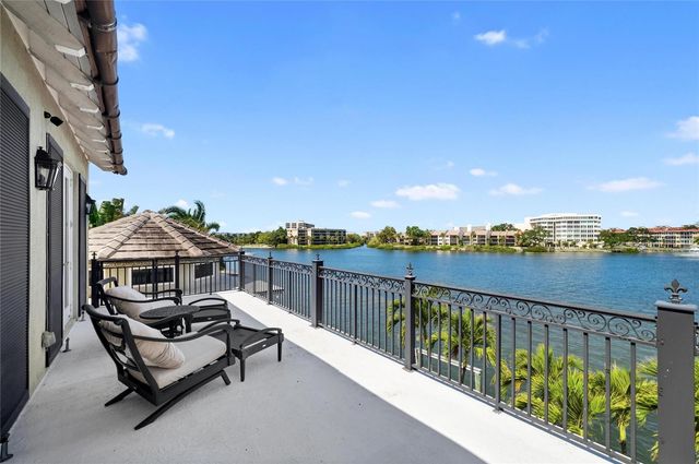 6438 HOLLYWOOD BOULEVARD, Sarasota, FL 34231