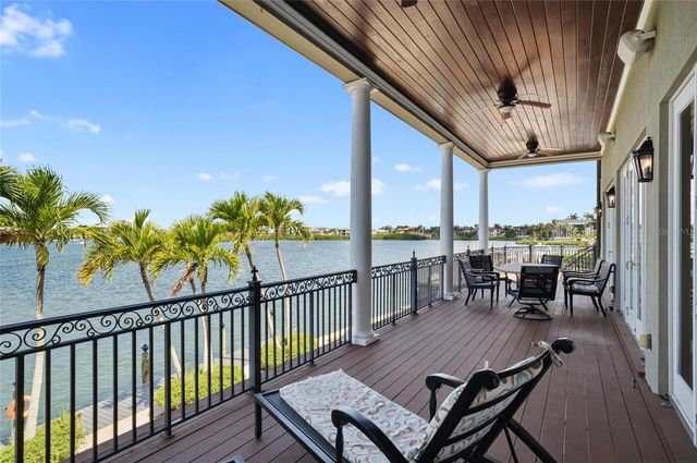 6438 HOLLYWOOD BOULEVARD, Sarasota, FL 34231