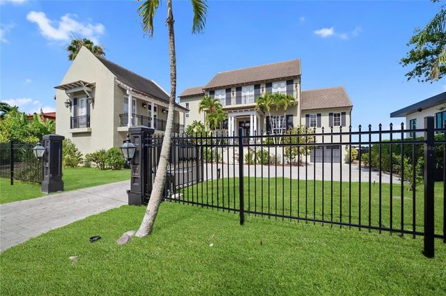 6438 HOLLYWOOD BOULEVARD, Sarasota, FL 34231