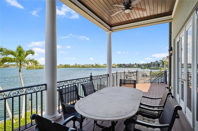 6438 HOLLYWOOD BOULEVARD, Sarasota, FL 34231