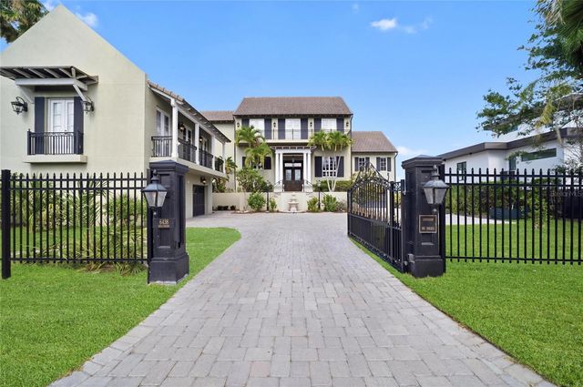 6438 HOLLYWOOD BOULEVARD, Sarasota, FL 34231