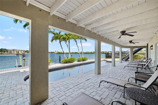 6438 HOLLYWOOD BOULEVARD, Sarasota, FL 34231