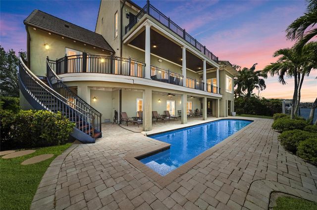 6438 HOLLYWOOD BOULEVARD, Sarasota, FL 34231
