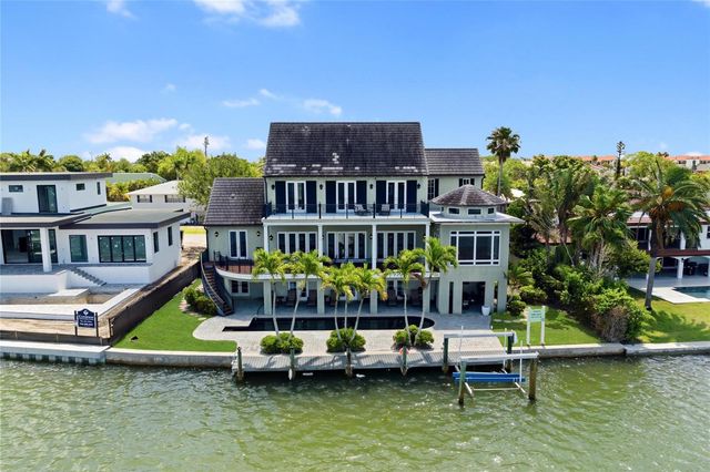 6438 HOLLYWOOD BOULEVARD, Sarasota, FL 34231