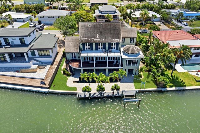 6438 HOLLYWOOD BOULEVARD, Sarasota, FL 34231
