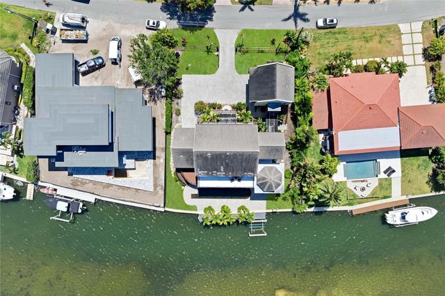 6438 HOLLYWOOD BOULEVARD, Sarasota, FL 34231