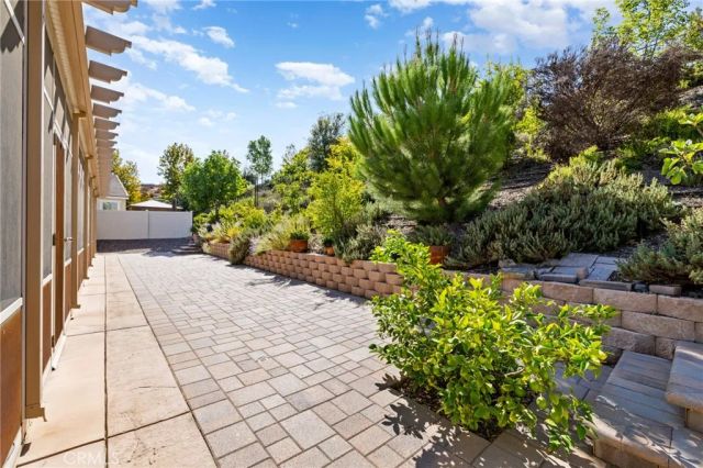 24347 Ponderosa Ln, Menifee, CA 92584