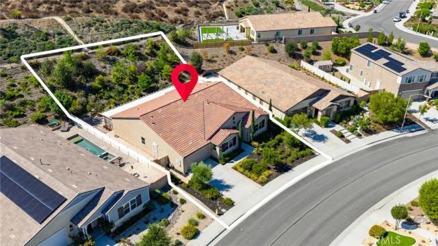 24347 Ponderosa Ln, Menifee, CA 92584