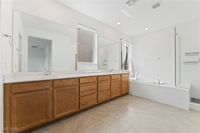 9993 Birch Knoll Avenue, Las Vegas, NV 89166