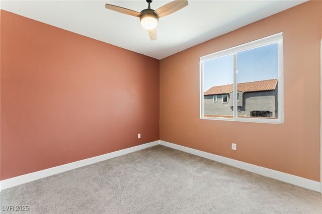 9993 Birch Knoll Avenue, Las Vegas, NV 89166