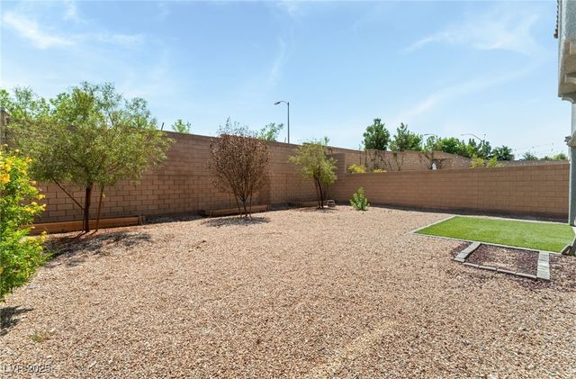9993 Birch Knoll Avenue, Las Vegas, NV 89166