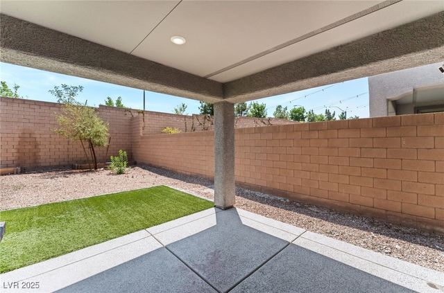 9993 Birch Knoll Avenue, Las Vegas, NV 89166