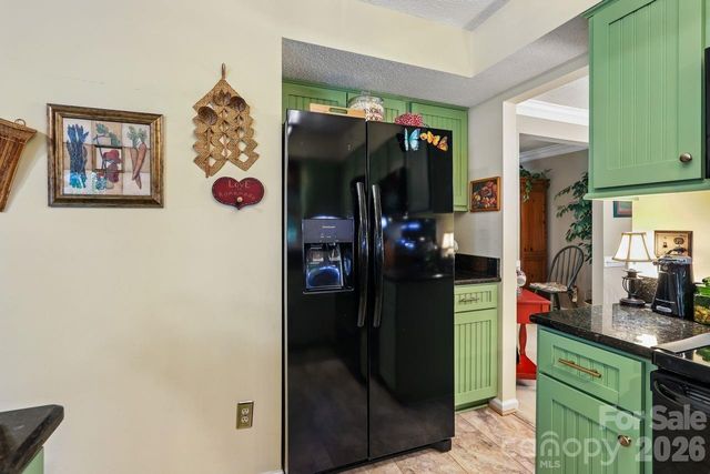 3009 Oakcroft Drive, Matthews, NC 28105