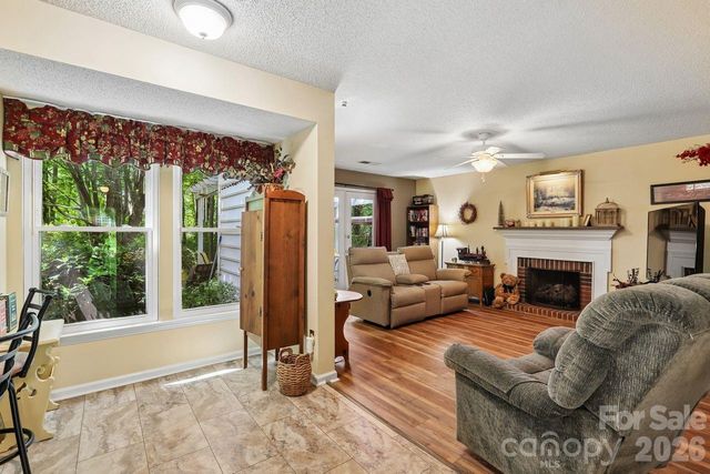 3009 Oakcroft Drive, Matthews, NC 28105