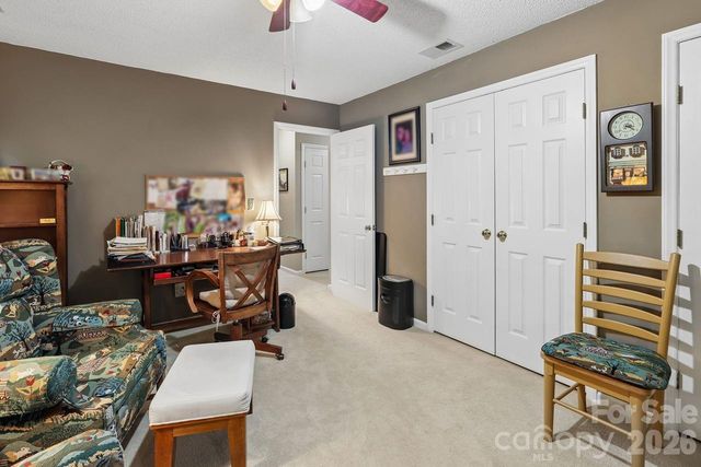 3009 Oakcroft Drive, Matthews, NC 28105