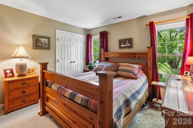 3009 Oakcroft Drive, Matthews, NC 28105