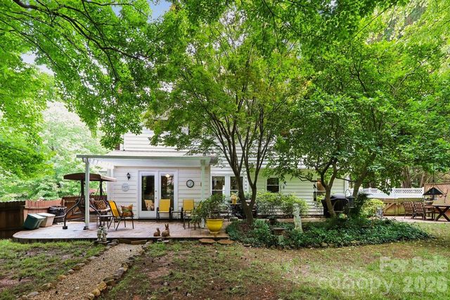 3009 Oakcroft Drive, Matthews, NC 28105