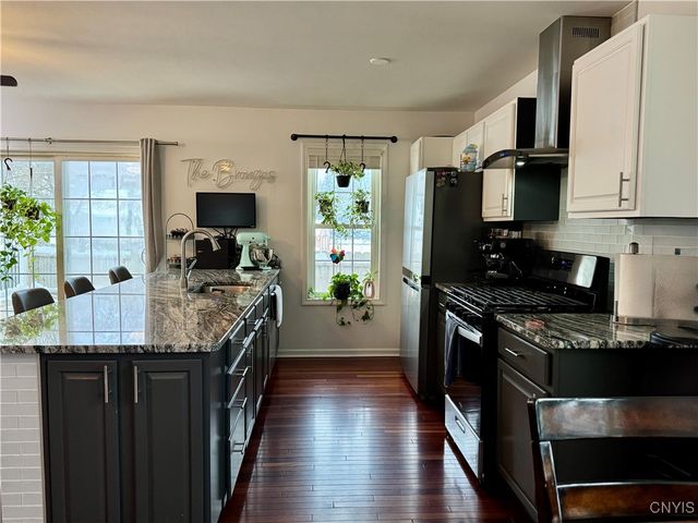 244 Thieme Place, Utica, NY 13502