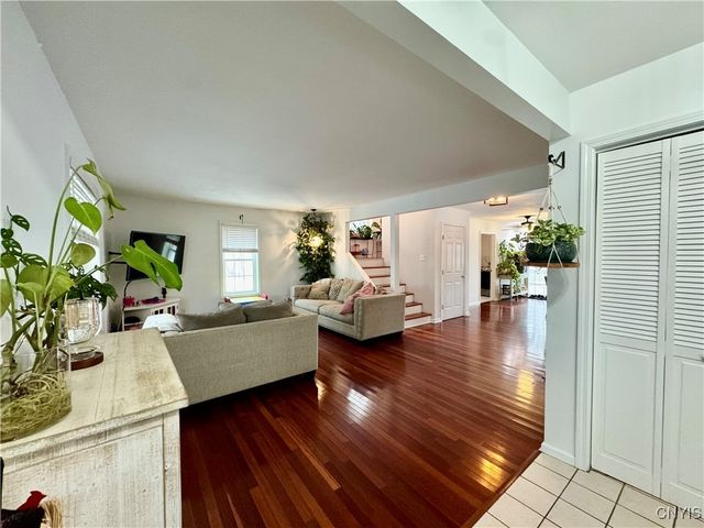 244 Thieme Place, Utica, NY 13502