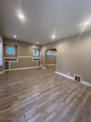 12208 Ingomar Avenue, Cleveland, OH 44108