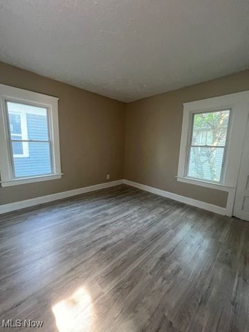 12208 Ingomar Avenue, Cleveland, OH 44108