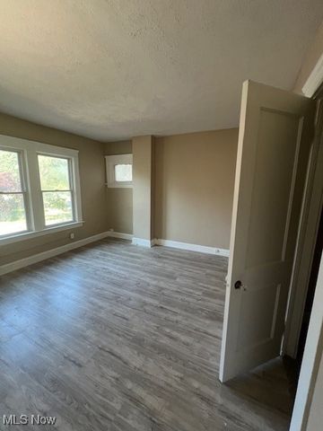 12208 Ingomar Avenue, Cleveland, OH 44108