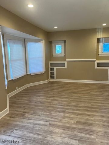 12208 Ingomar Avenue, Cleveland, OH 44108