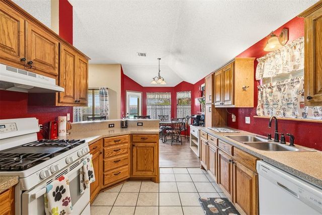 9036 Buttonwood Avenue, Oklahoma City, OK 73160
