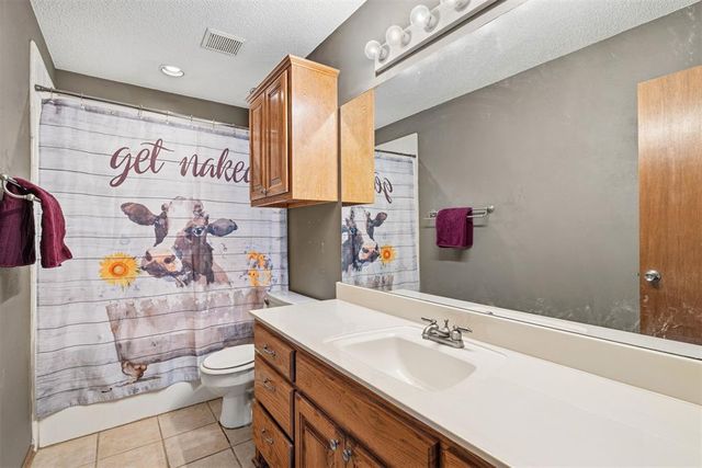 9036 Buttonwood Avenue, Oklahoma City, OK 73160